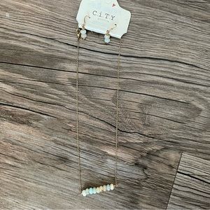 NWT C.iT.Y beaded necklace with beaded earring set!!